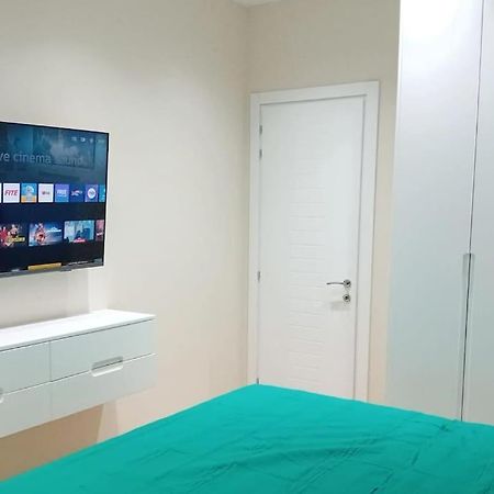 Апартаменты Tirana Road Blloku Area Экстерьер фото